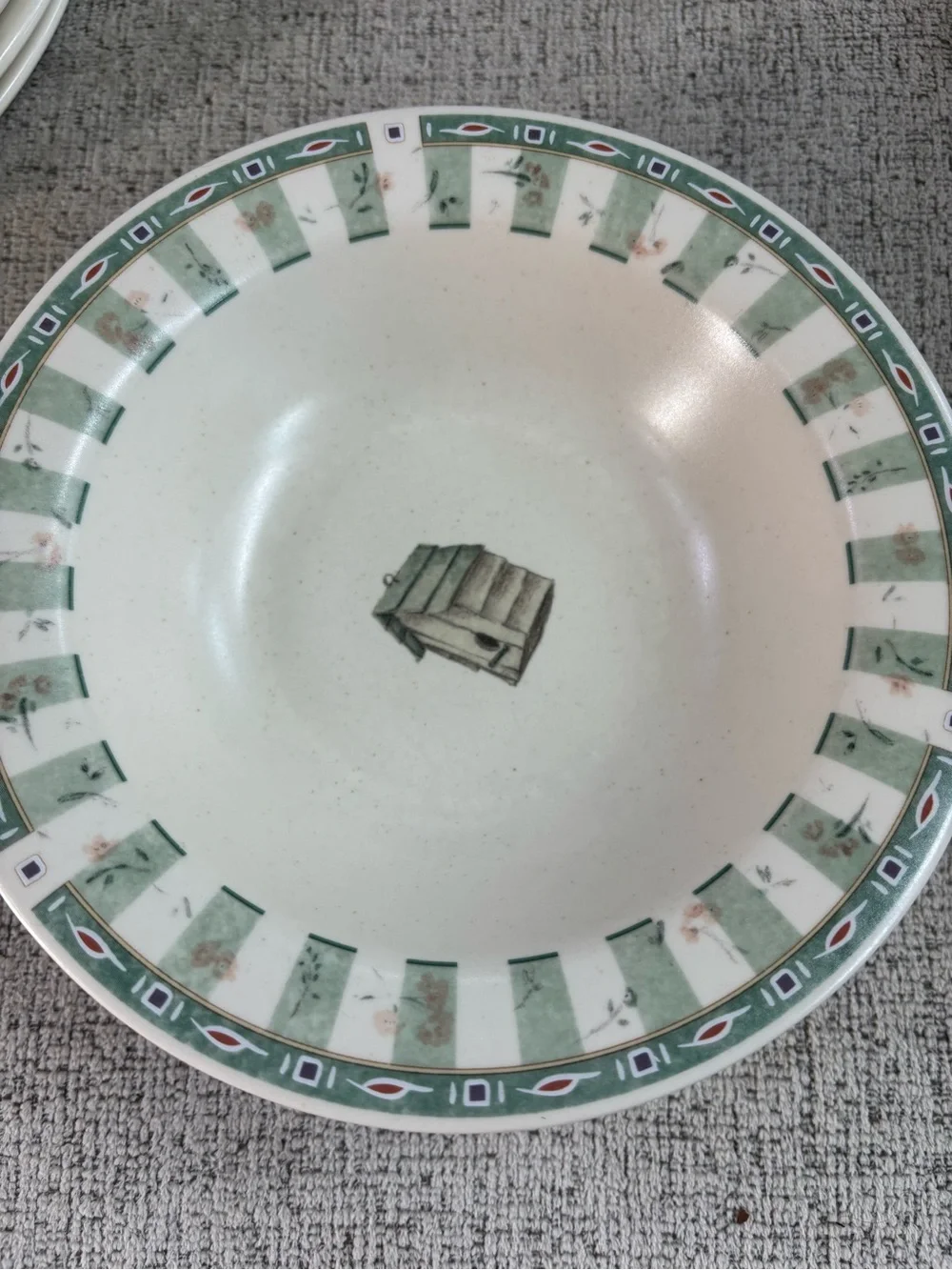 Pfaltzgraff Cream cereal-soup Bowls with Green Striped Rim - Set